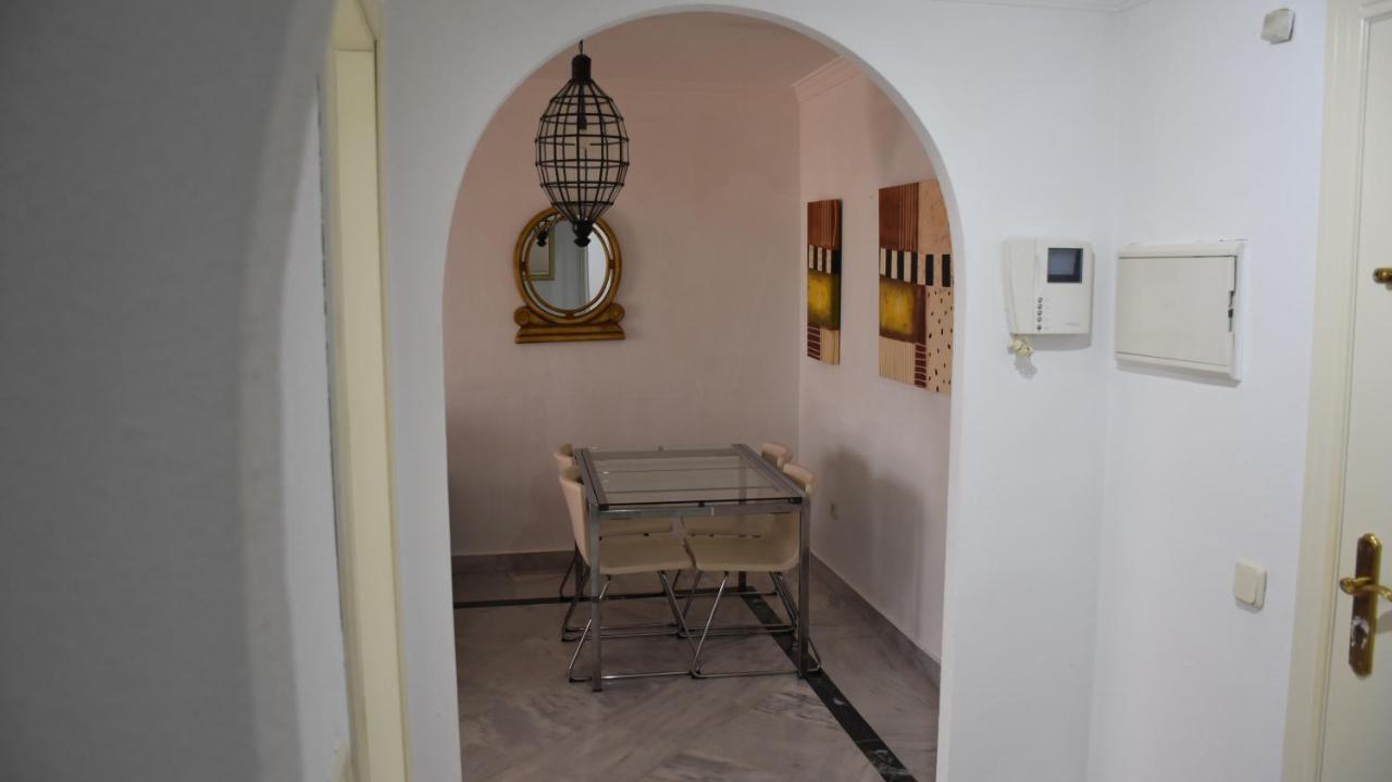 Dama Boutique Apt Marbella Exterior foto